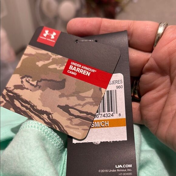 Under Armour Green Long Sleeve Relaxed Hoodie - Picture 4 of 4